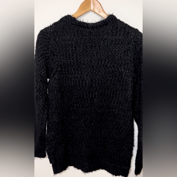 Kenneth Cole Reaction V-neck Sweater - Picture 4 of 5